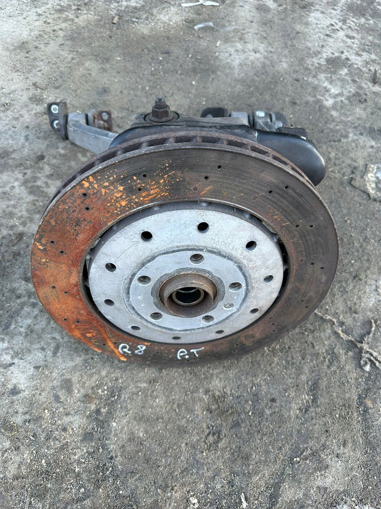 фото №1, Поворотный кулак диск правый задняя audi r8 420