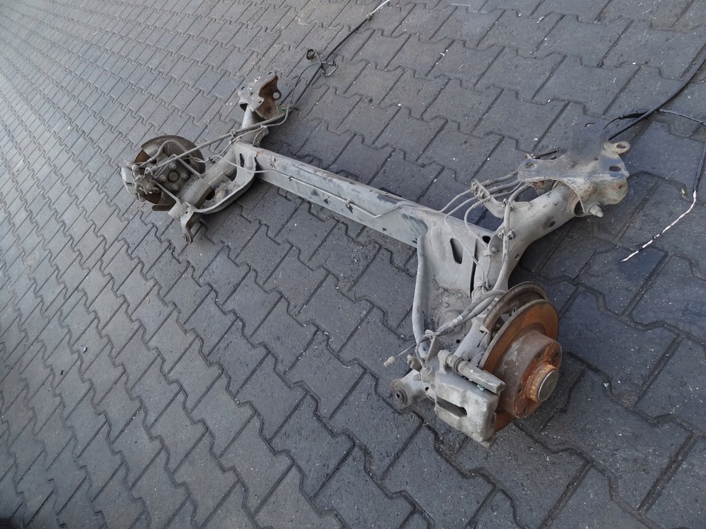 фото №1, Renault fluence 2012 балка подвеска комплектная