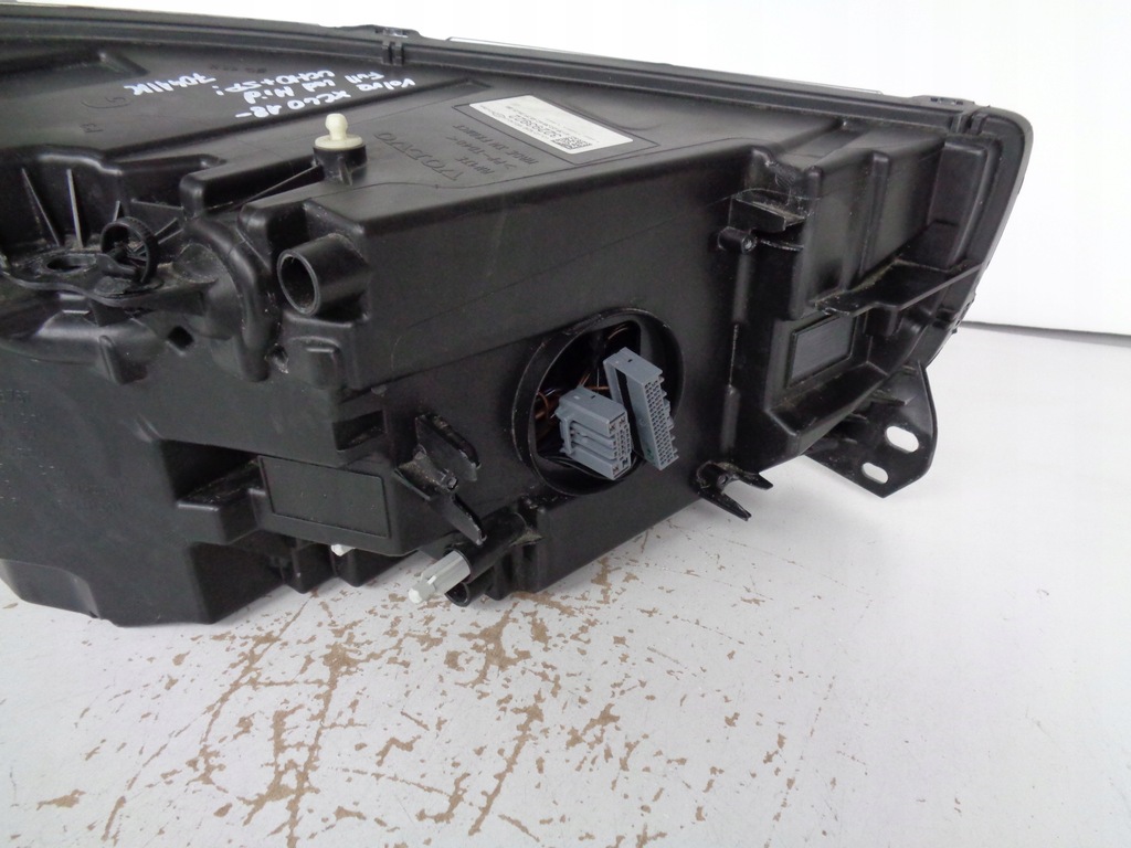 фото №6, Лампа левая фара volvo xc40 18- full led mid led