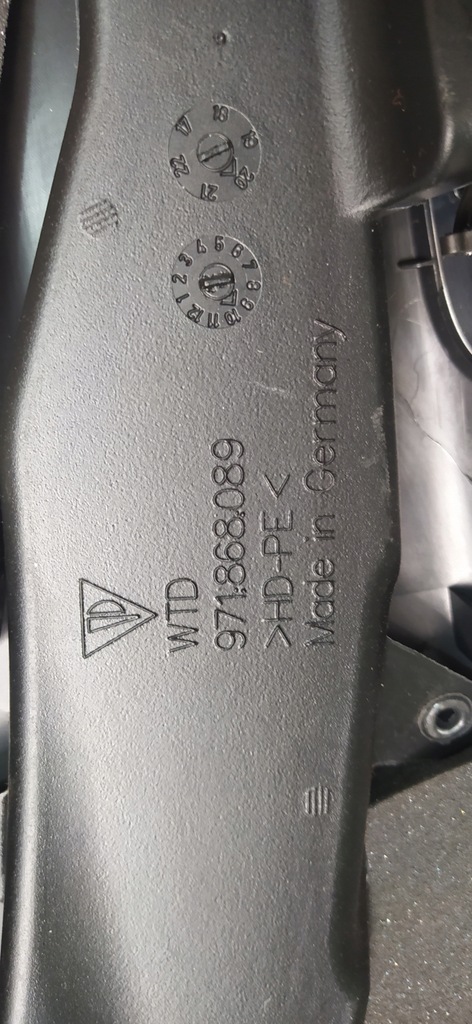 фото №8, Накладка защита стойка lewego porsche panamera 971