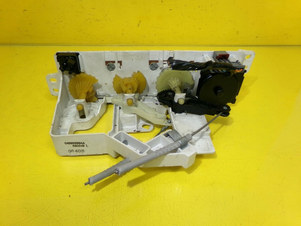 фото №5, Панель управление вентиляция chrysler pt cruiser 04885336aa nr747