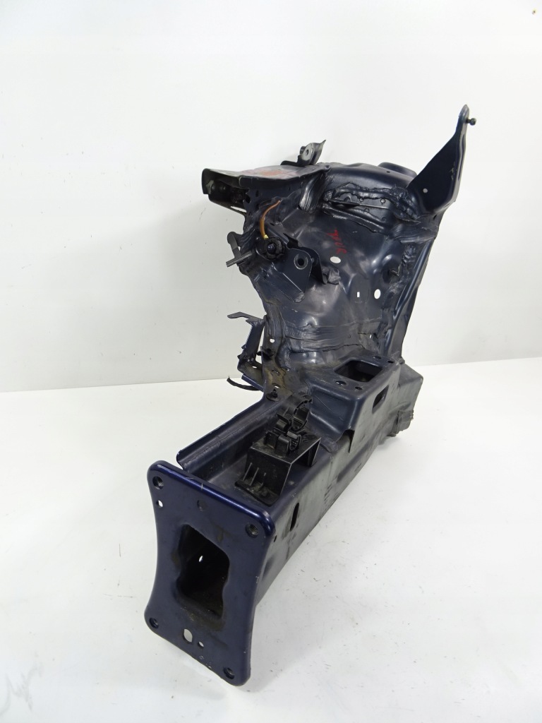 фото №1, Vw touran 5t iii чверть лонжерон права lc5b