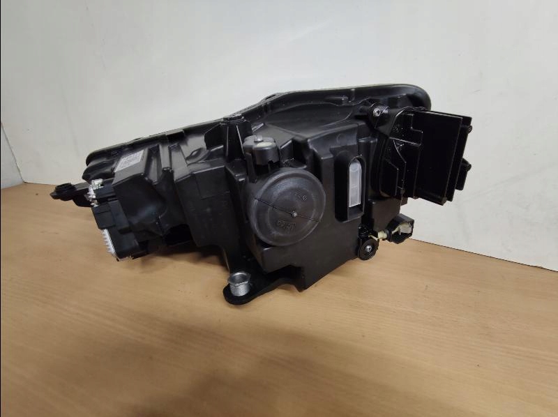 фото №11, Лампа передняя перед skoda scala full led 657