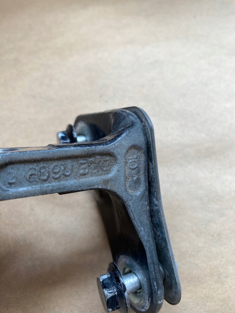 фото №10, W203 sedan петлі двері лівий перед