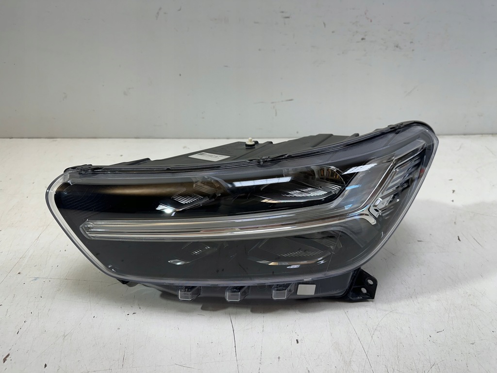 фото №1, Левый full led volvo xc40 2 ii 31446778