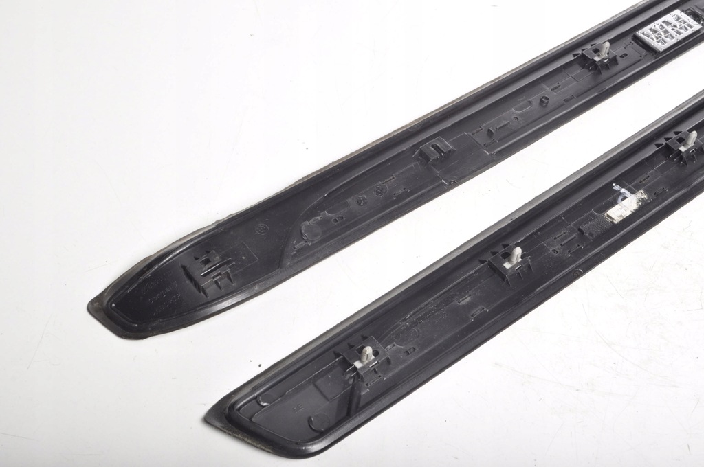 фото №6, Bmw 1 e88 накладка молдинг порог 608290 комплект