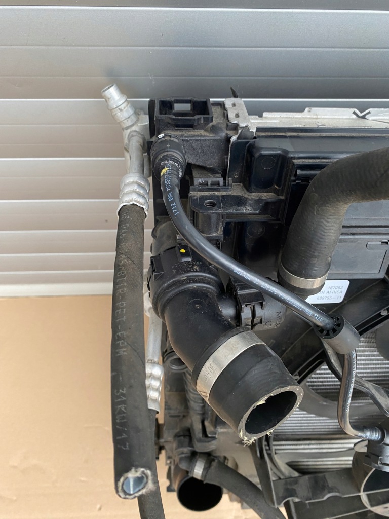 Набор радиатор вентилятор bmw g01 x3 g02 30d m40d с Разборки