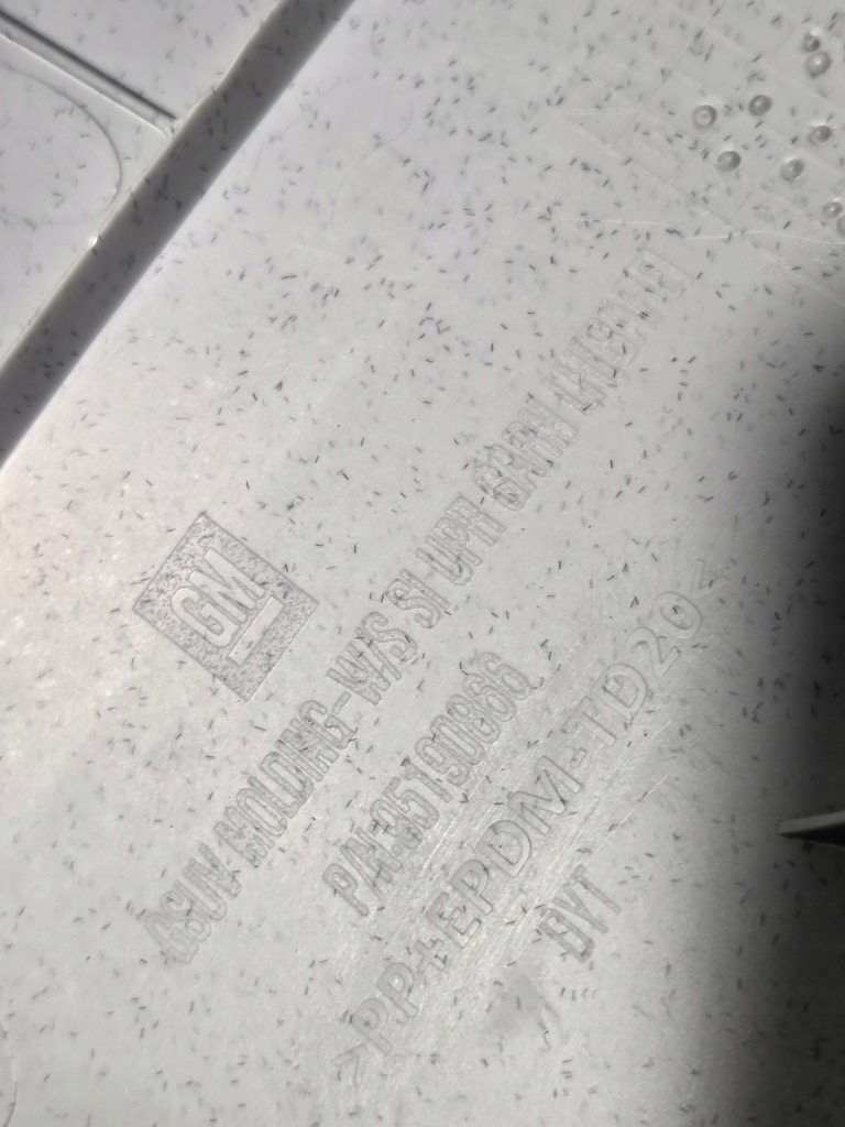 Передня ліва захист пластик стійка opel mokka a 95190866 Київ