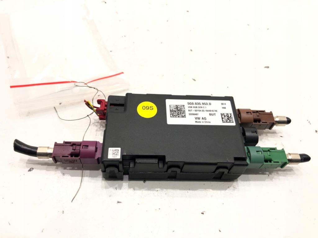 фото №1, Модуль usb vw t-roc 5g0035953d блок управления электронный, системы