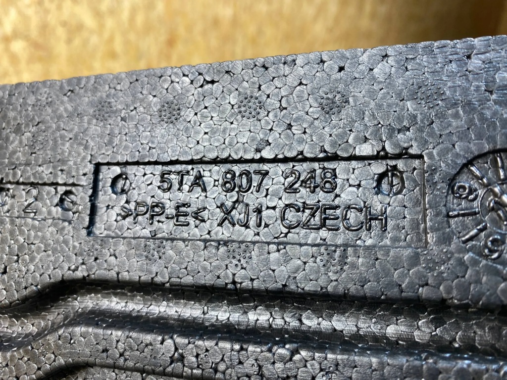 фото №13, Абсорбер піна бампера перед vw touran ii 5ta 5ta807248 2015-