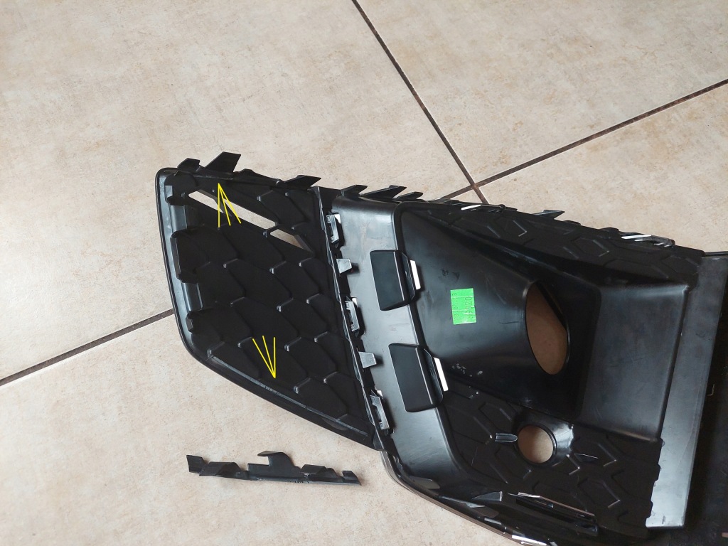 Решітка бампера - ліва перед - audi a5 8w6 - рестайлінг  - s-line Ціна