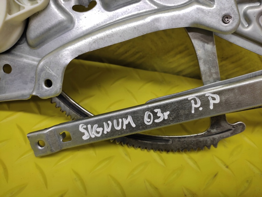 фото №12, Opel signum подъемник стекло правый перед 0130822012