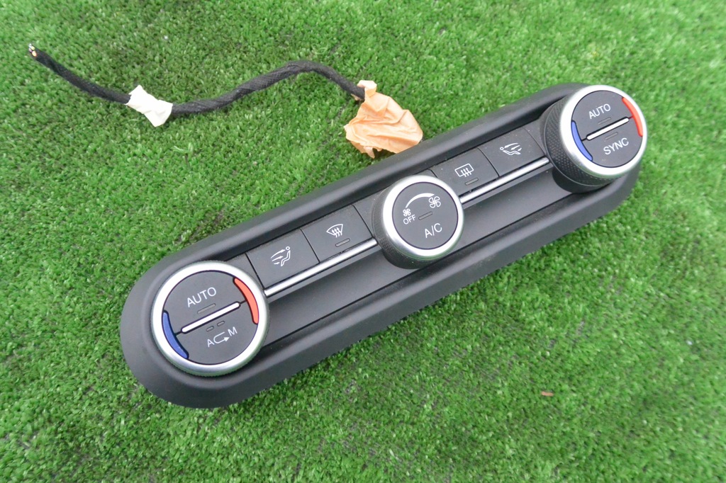 фото №1, Панель обдув кондиционера alfa romeo stelvio