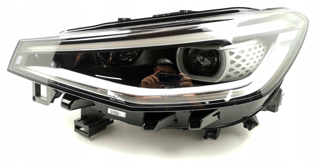 фото №1, Nowa org лампа ліва передня full led matrix vw id.4 id.5 11c941035k