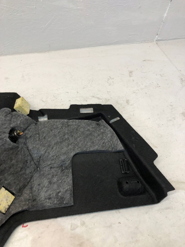 фото №11, Volvo xc40 обшивка правий оббивка ніша багажника права 18-