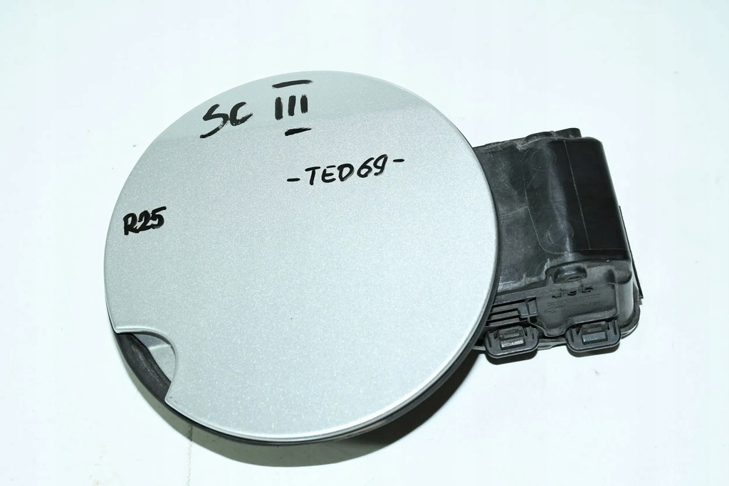 фото №1, Крышка топлива 781200025r renault scenic iii ted69
