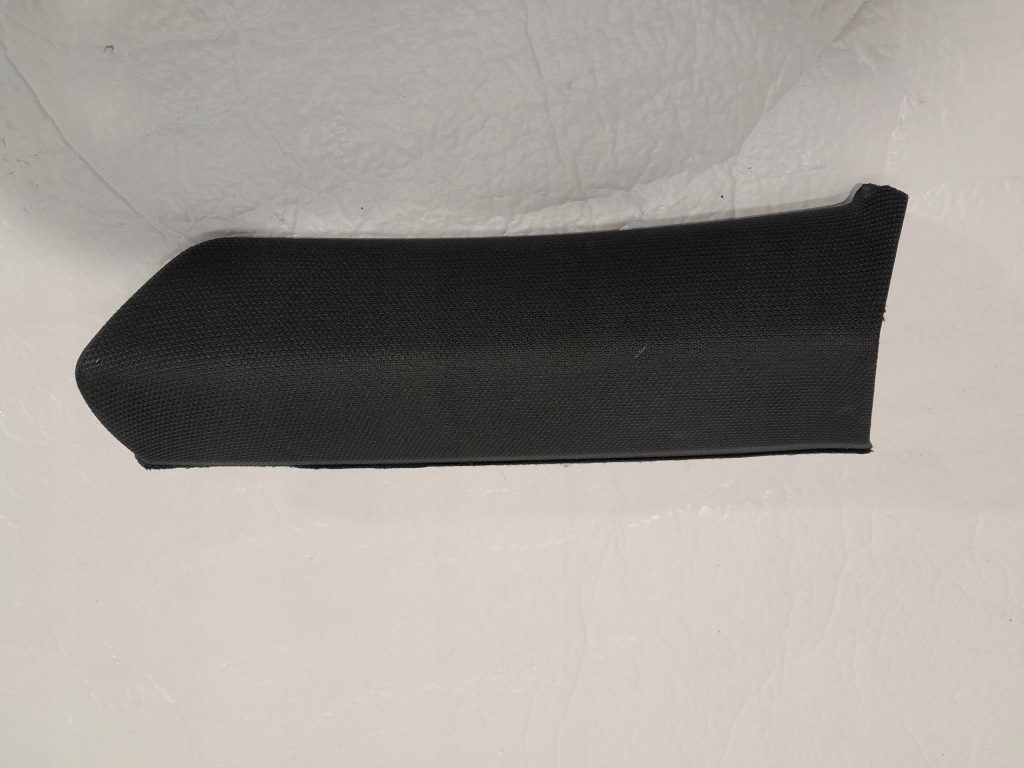 Купити Audi a5 f5 8w sportback обшивка накладка стійка праве  8w8867242