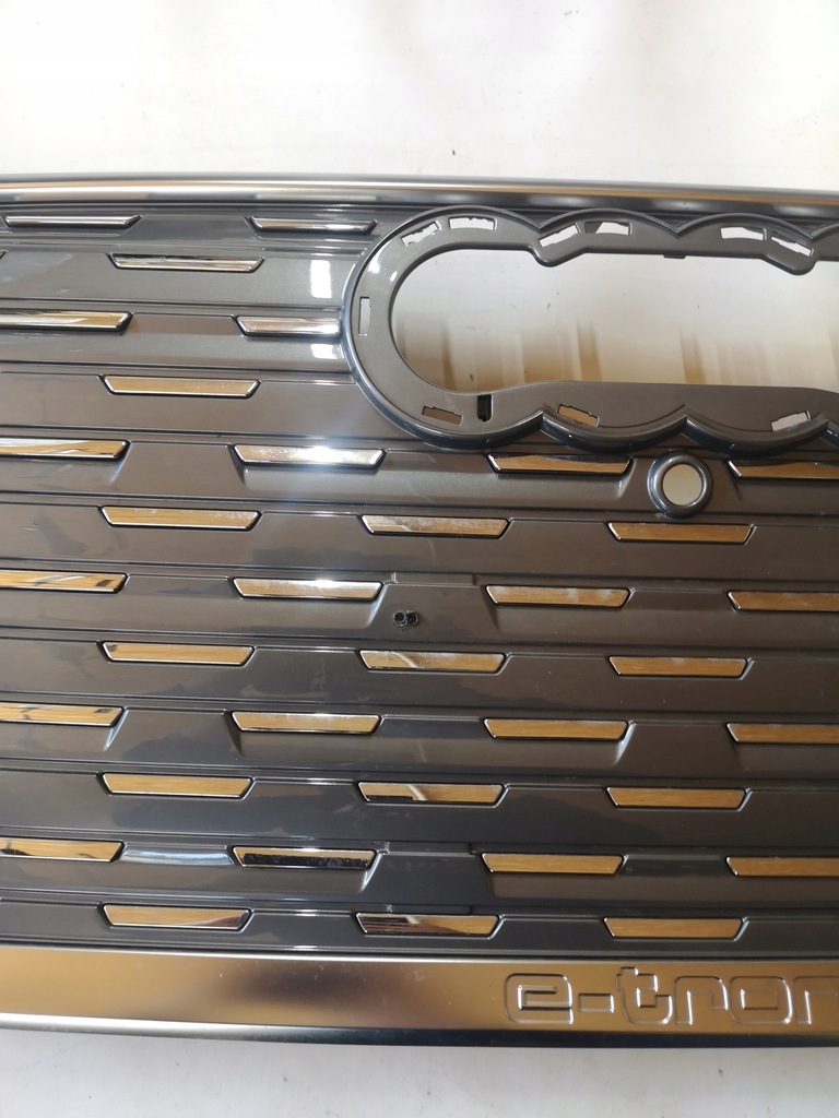 фото №4, Audi q4 89a e-tron - решётка радиатора, решётка радиатора cała