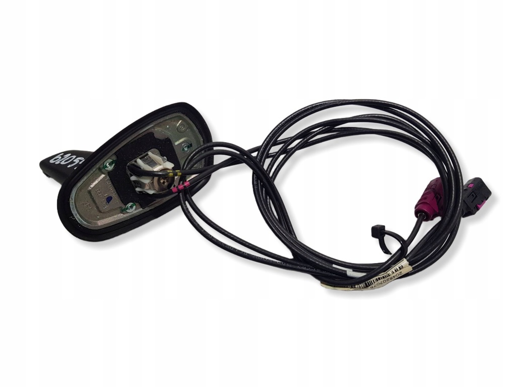 фото №1, Антенна кровельная gps плавник mercedes w204 2048207075