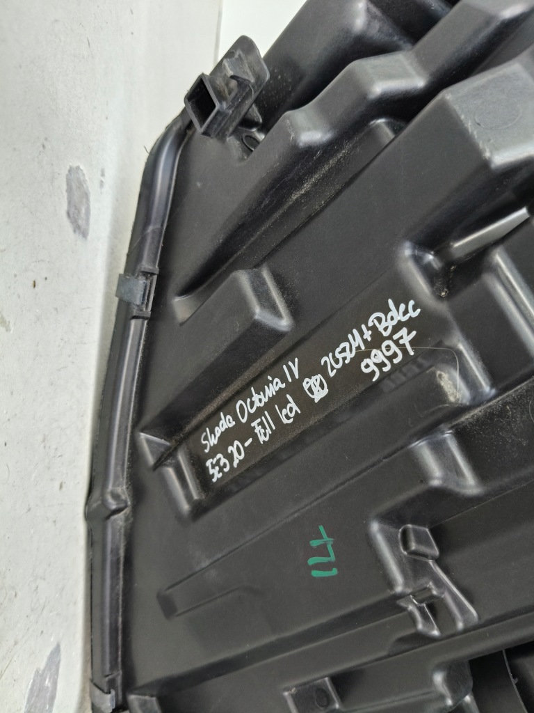 Фара левая фара skoda octavia iv 4 5e3 20- full led Цена