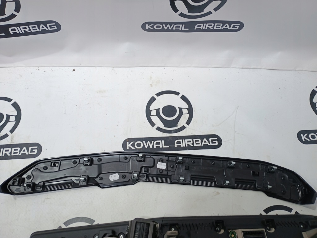 Renault megane v e-tech дисплей панель панель радио экран navi gps Киев