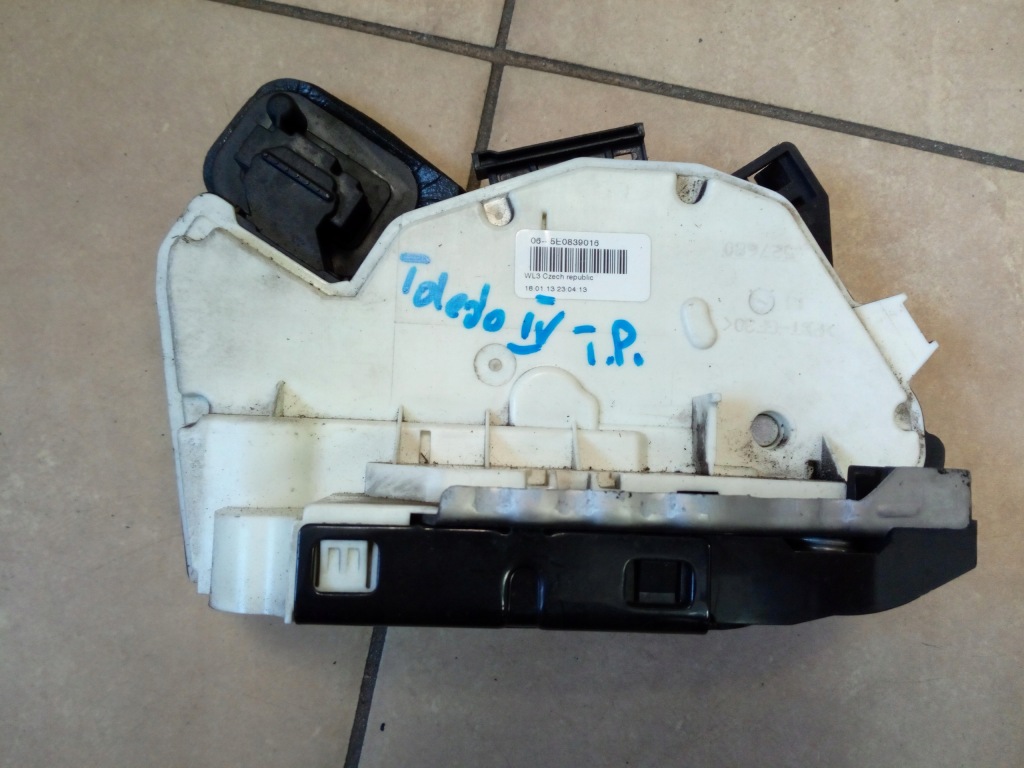 фото №4, Замок дверь seat toledo iv rapid задняя oryg.