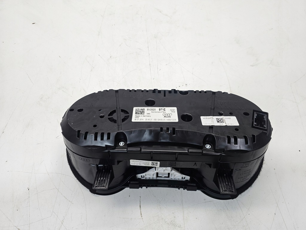 фото №7, Счетчик приборы audi a3 8v 2.0 tdi 8v0920971e