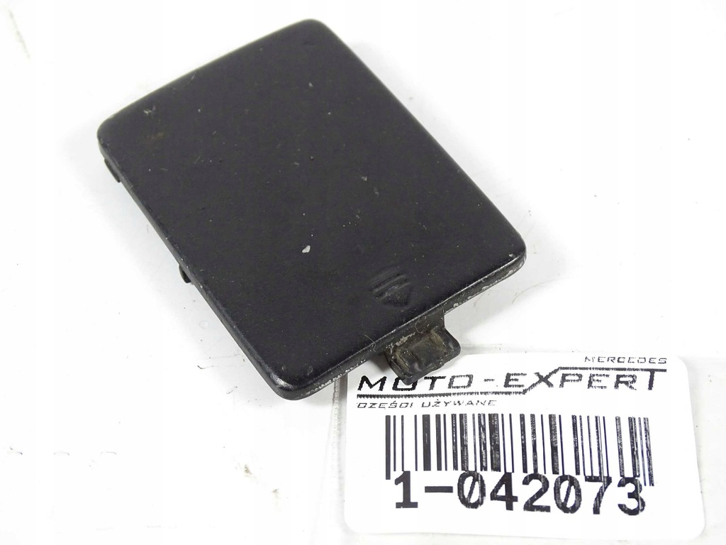 фото №4, Mercedes r klasa w251 заглушка фаркоп перед