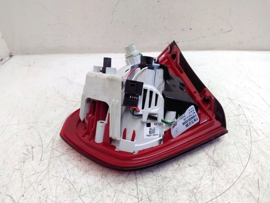 фото №6, Mercedes-benz gla w156 2015 перед сторона левая лампы задний крышки багажника