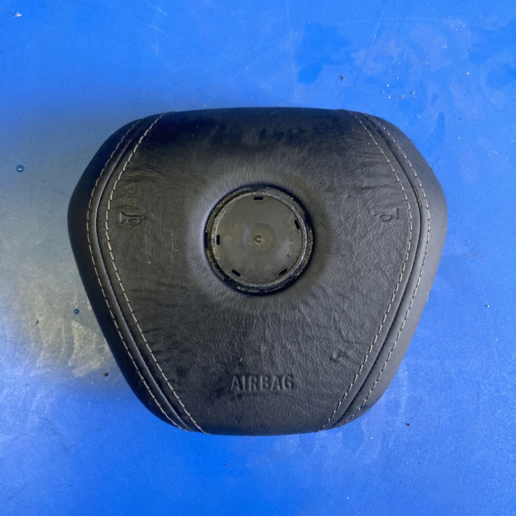 фото №1, Заглушка подушки безопасности водителя bmw 6274206