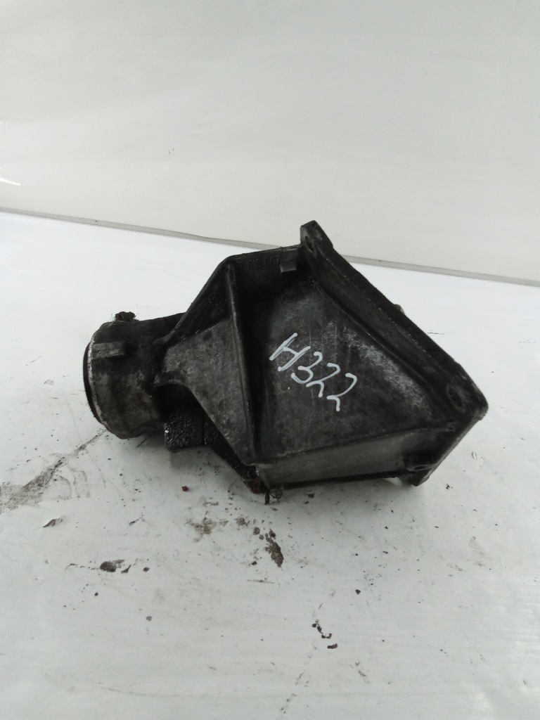 фото №1, H322 кронштейн кронштейн полуось bmw x3 e83 2.0d 7516067