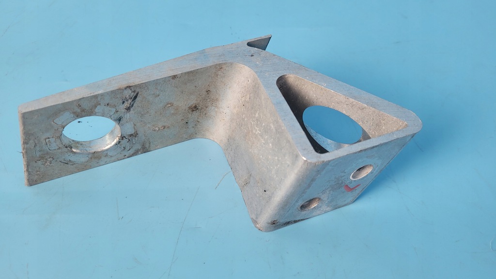 фото №10, Mercedes w206 c200 22r кронштейн кронштейн радиатора левый a0995011300