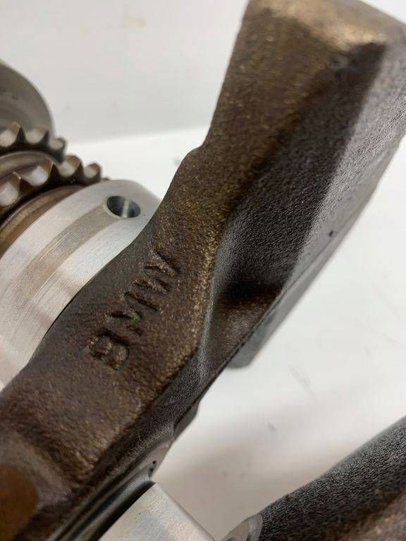 Wał колінчастий bmw m3 e92 aaes1222324251 Доставка