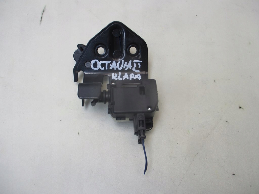фото №1, Привод замка крышки задняя skoda octavia ii vrs