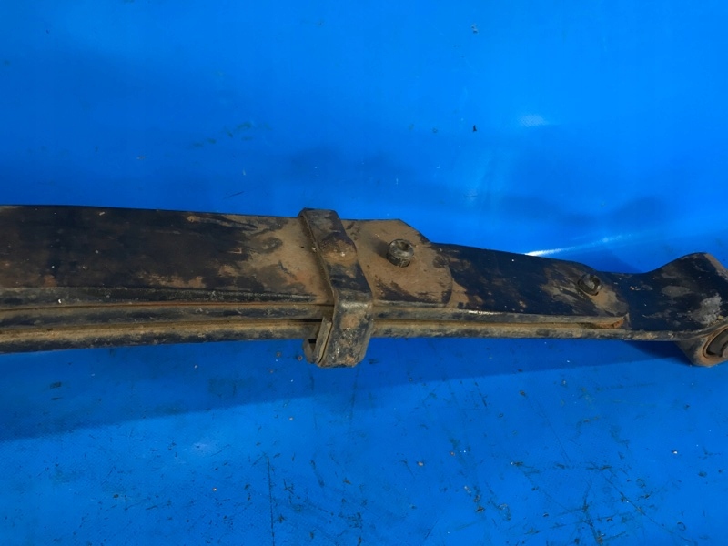 фото №6, Задняя пружина piórkowa правый. toyota tundra 07-13 482100c160