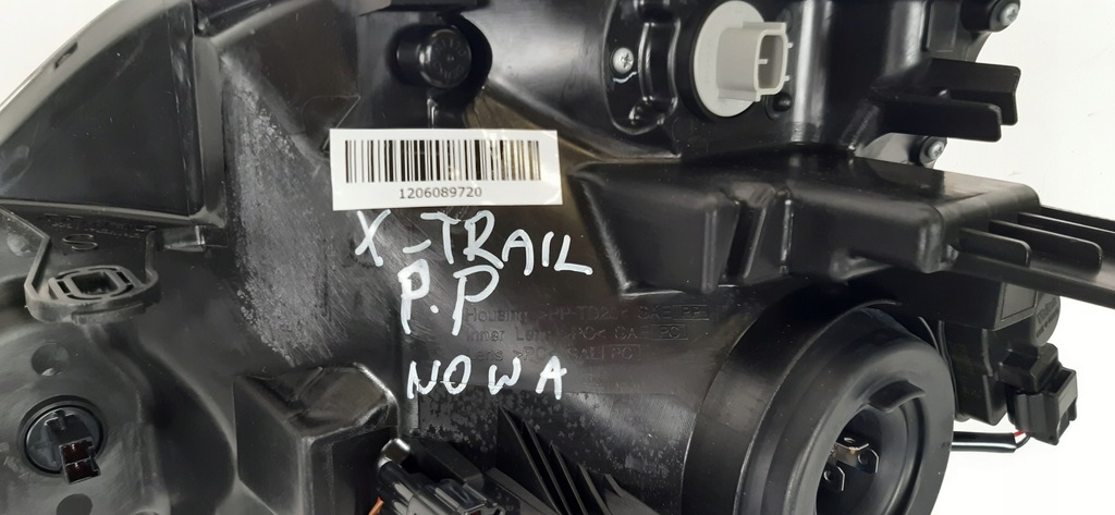 фото №9, Nissan x-trail t31 лампа правая перед 26010-jg40a