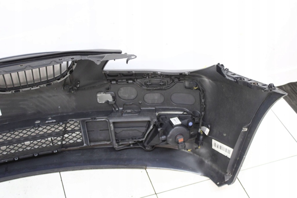 фото №13, Bmw 5 e60 e61 lift 2007r- бампер перед передній pdc ксенон a52 - код лакофарбового покриття