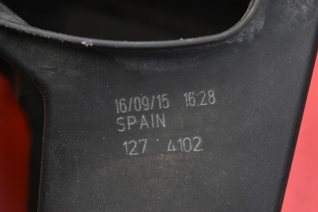 Корпус фильтра воздуха ds73-9643-ka ford mondeo mk5 2.0 tdci 180 km 14-20 Оригинал