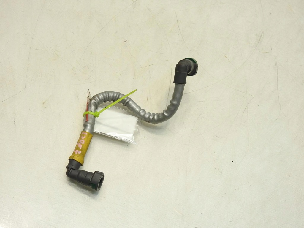 фото №8, Патрубок шланг пального renault scenic iii 2.0 dci 8200971651