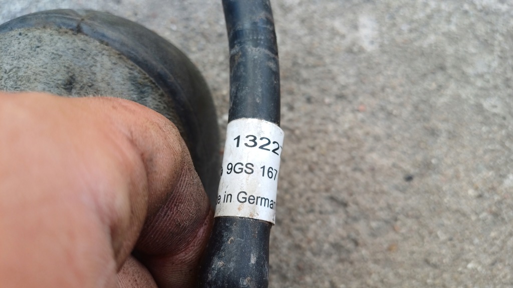 фото №4, Opel insignia a шланг омывателя 13227354