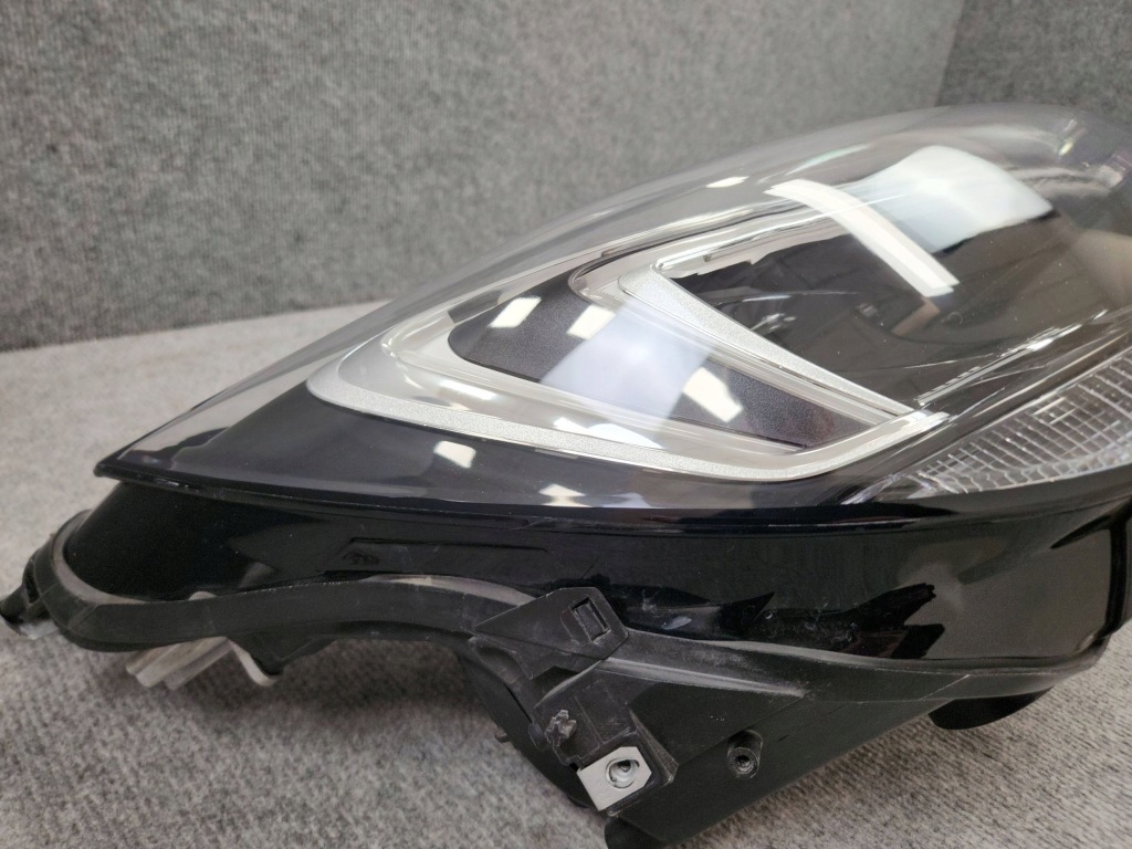 Фара фара передняя перед правый  - opel crossland x full led рестайлинг  20-24 Оригинал