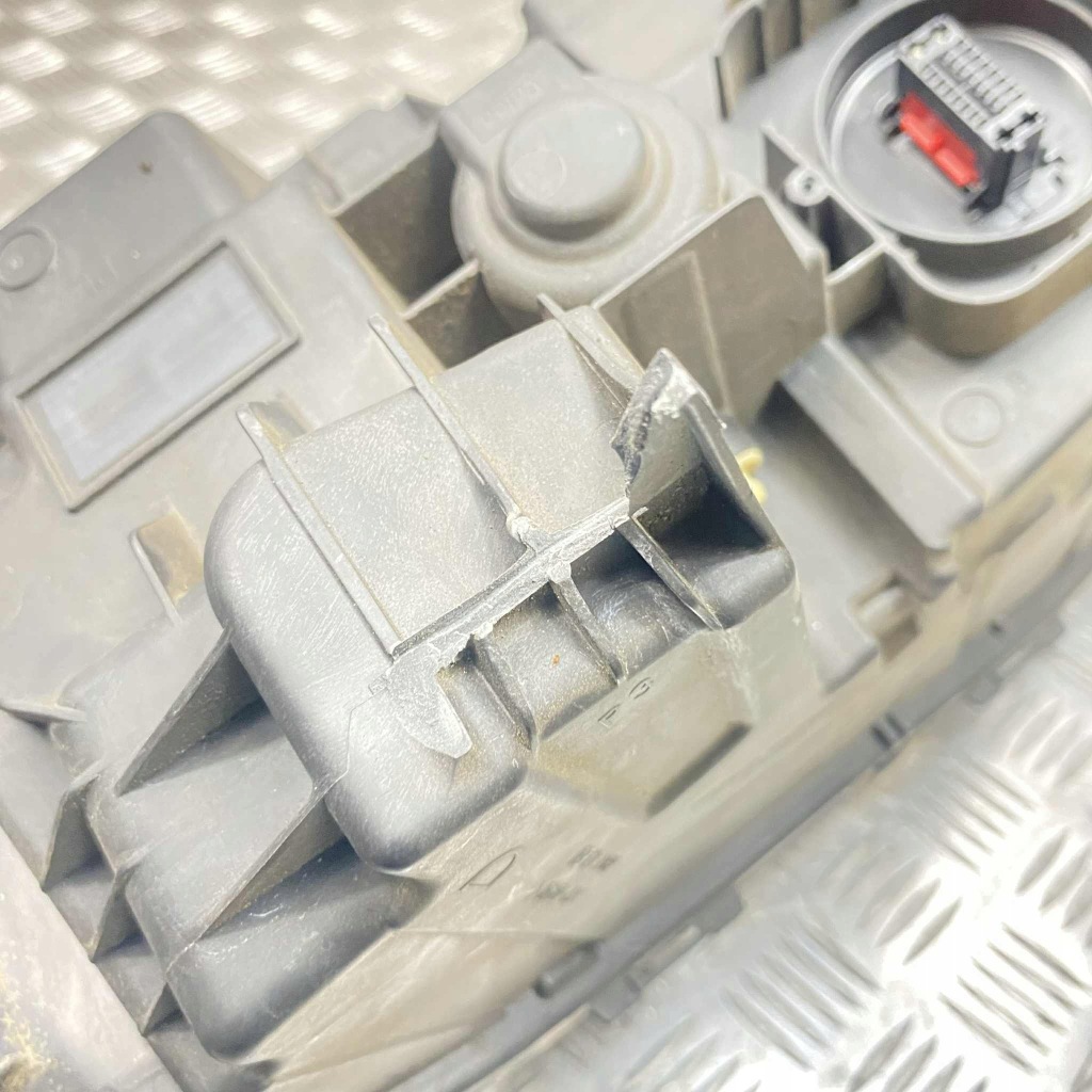 Купить Фара правый перед full led америка xc90 2 4 модули 31446687