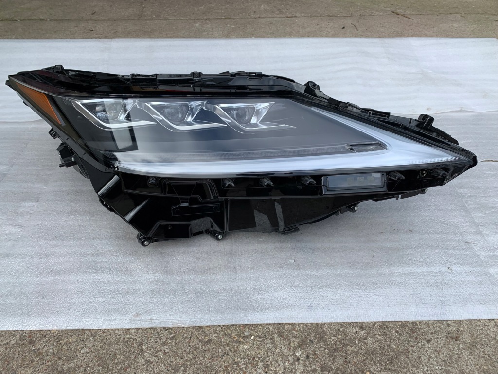 Фара правий lexus rx full led 2020r- Недорого