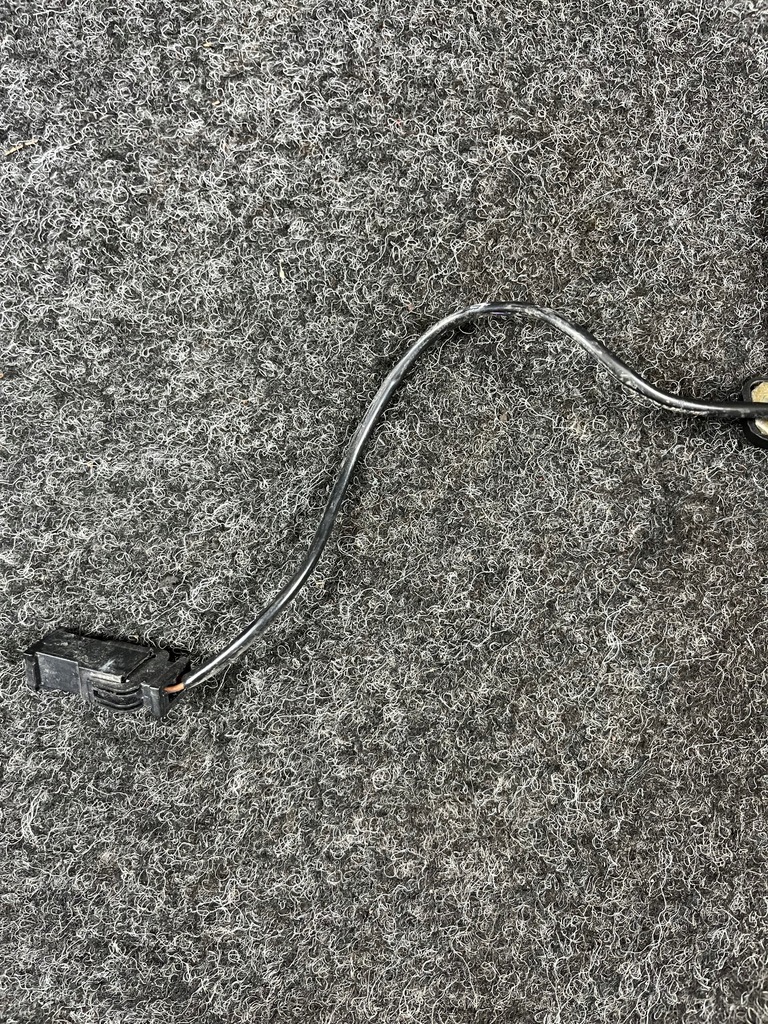 фото №6, Audi a6 c4 100 c4 a8 d2 замок крышки багажника 4a5827505