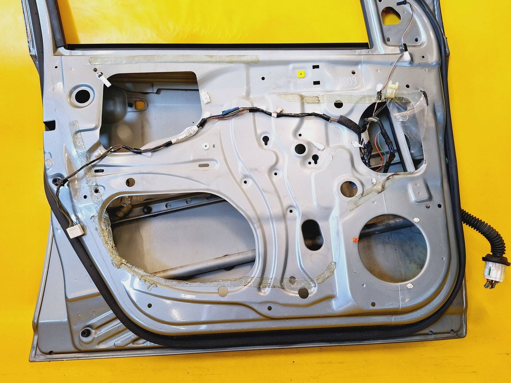 фото №10, Дверь левый перед левая передние suzuki swift mk6 iv hb 5d lak: zdc nr1800