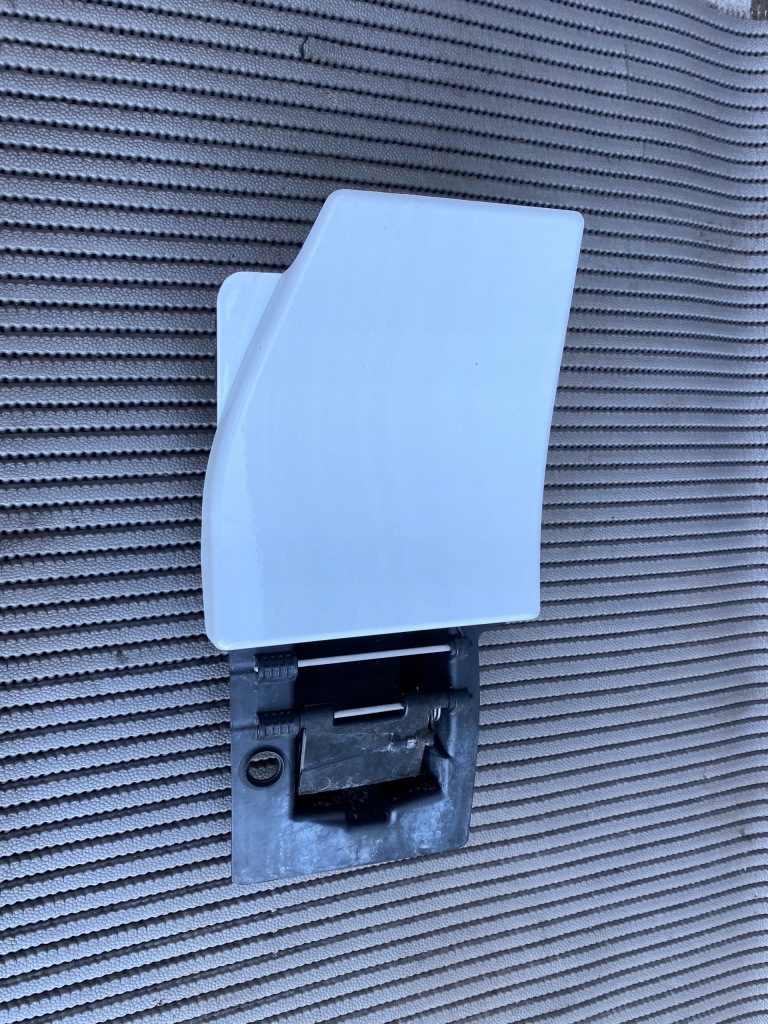 фото №1, Renault trafic iii кришка заливної пального 781209835r