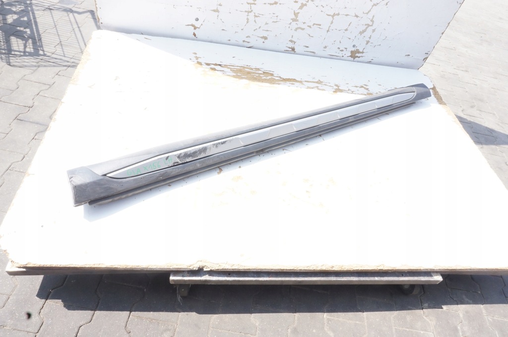 фото №1, Молдинг поріг ліва mercedes gla x156