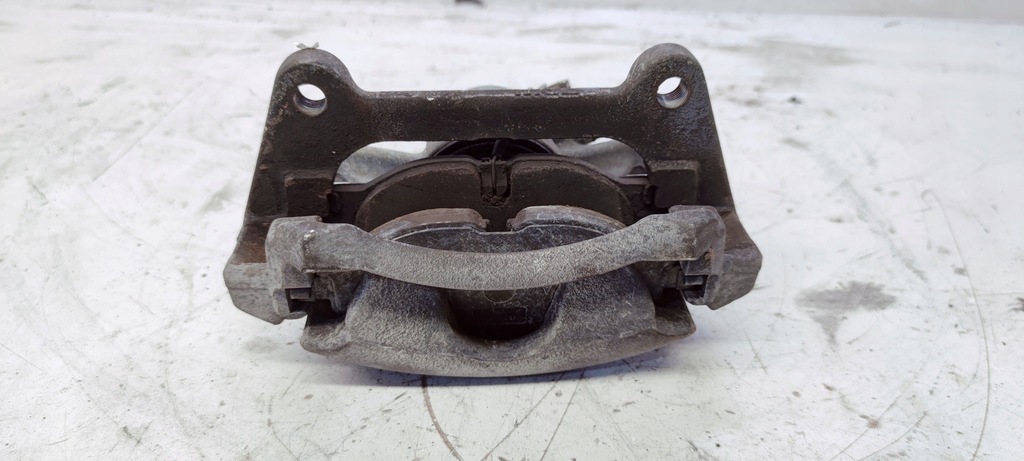 фото №5, Суппорт тормозной скоба правый перед audi q3 f3 1.5