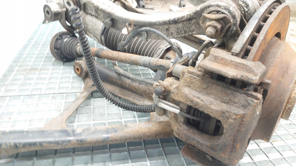 фото №8, Vw touareg i 7l 2.5tdi поворотный кулак левая задняя рычаги амортизатор комплектная