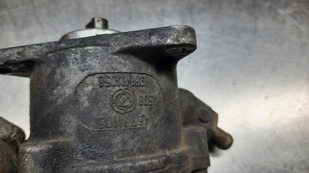 фото №5, Насос вакуум fiat stilo doblo alfa romeo 147 1.9jtd 46771105 961/11056